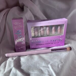 Beauty Bundle: Glamnetic Lilac Sky Nails, Dew of the Gods Scrub & Makeup Brush